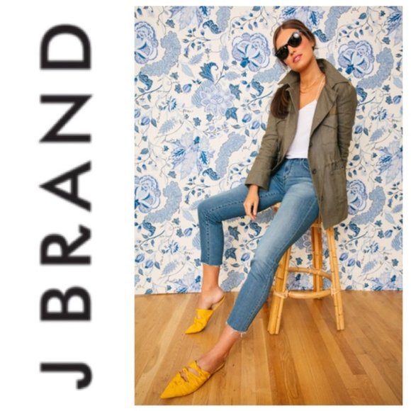 J Brand Denim - J Brand Adele mid rise straight leg jeans in Soroity Raze size 29